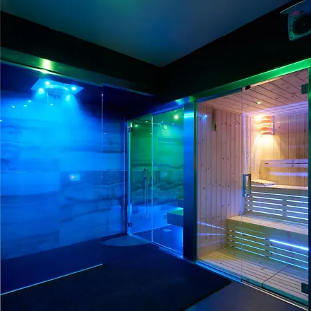 Alojamento de Acomodação e Pequeno-almoço Le Maginot Relais 4*