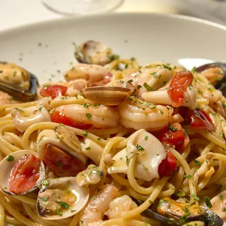 Le Maginot Relais Alojamento de Acomodação e Pequeno-almoço Castelvetro Piacentino