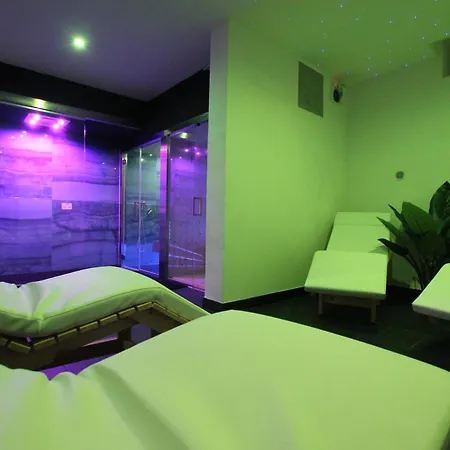 Le Maginot Relais 4* Castelvetro Piacentino